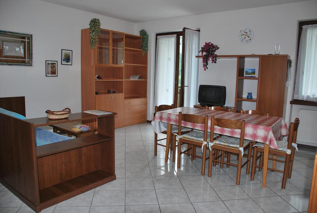 Appartamenti Stanga Ivo Tenno Rum bild