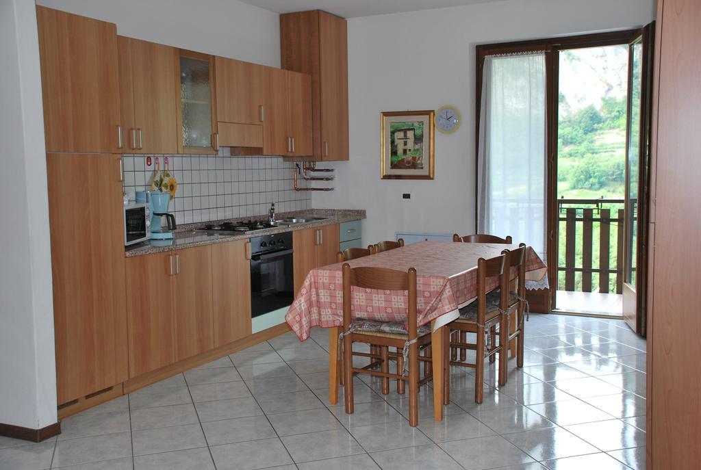 Appartamenti Stanga Ivo Tenno Rum bild
