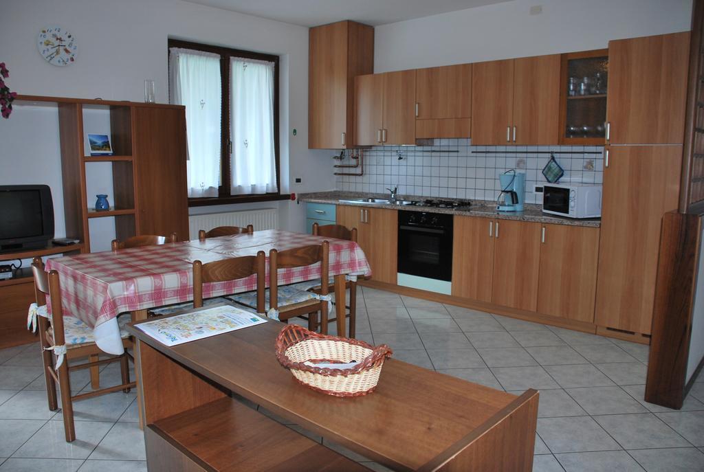 Appartamenti Stanga Ivo Tenno Rum bild